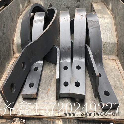 齐鑫直供A8 三螺栓管夹 双排罗栓管夹 铸铁管用管夹 支托用管夹 厂家定制 专业生产图2