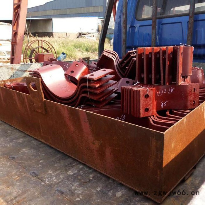 河北厂家供应D9立管管夹 双孔管夹扁钢抱箍蒸汽管道配件图1