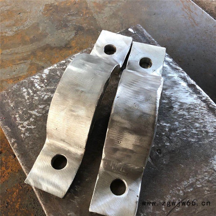 齐鑫管道厂家直供D3.32 双孔短管夹图4