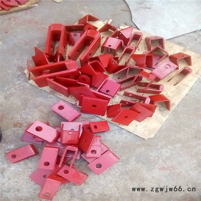 齐鑫供应DB-4立管吊耳，管夹支座，固定支座图4