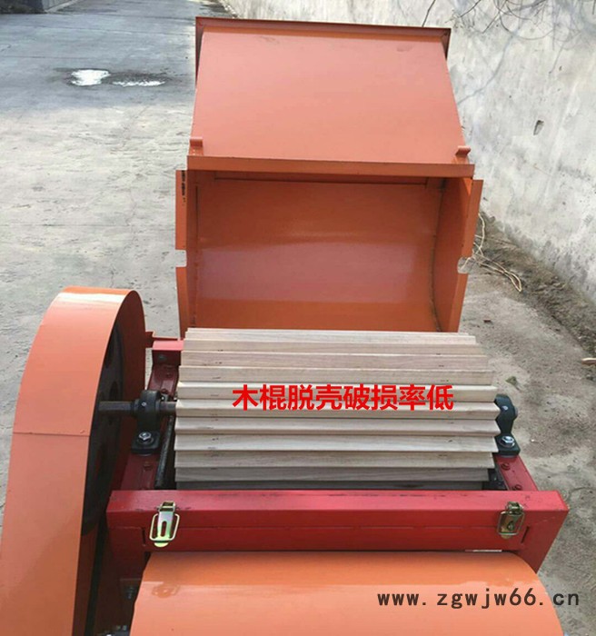 富田供应大型花生脱壳机 木滚筒花生脱壳机 双风机花生种子脱壳机图3
