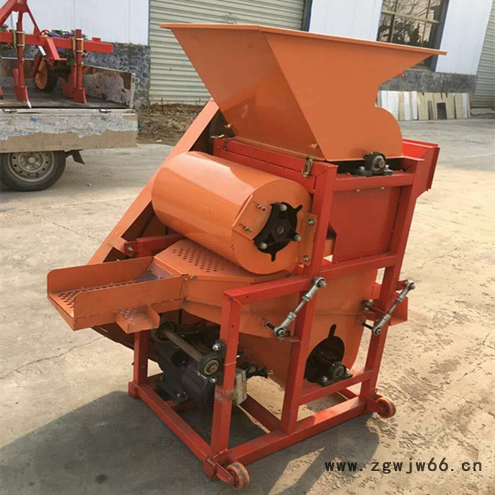 富田供应大型花生脱壳机 木滚筒花生脱壳机 双风机花生种子脱壳机图4