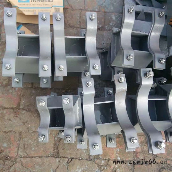 管夹滑动支座Z3 管夹导向支座 管夹固定支座 管道支座 售后周到 发货及时 齐鑫图4