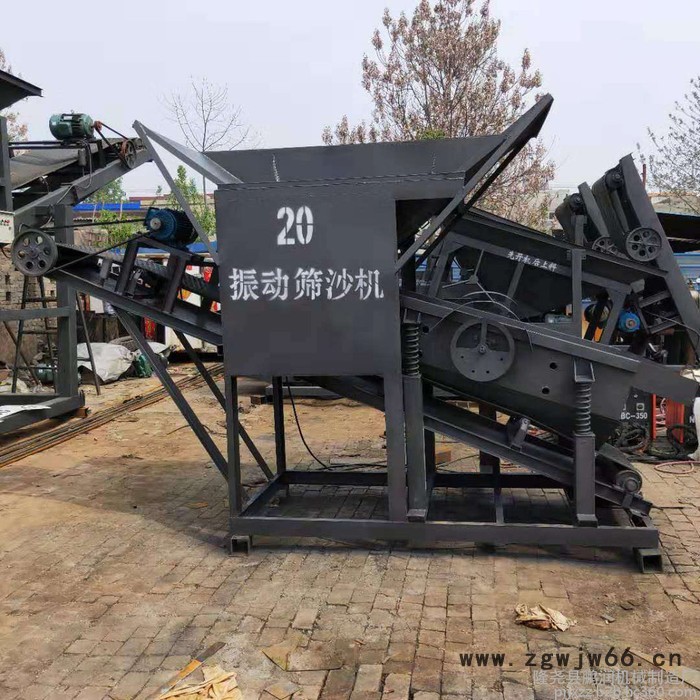 河北**新型可移动式20 30 50 80折叠振动筛沙机 可遥控控制 滚筒式筛沙机图2