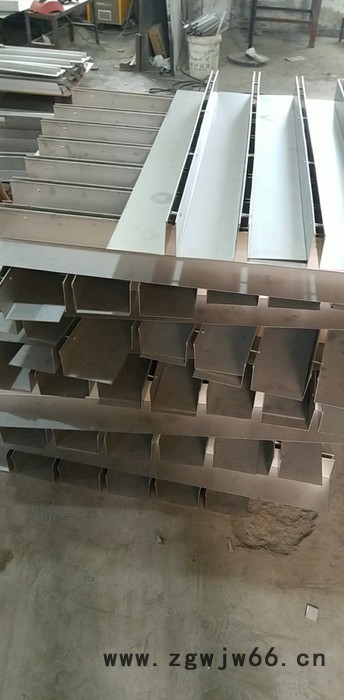 优亚600*600 不锈钢井盖图2