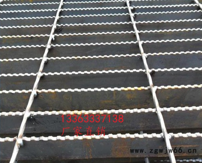 厂家定做雨水井盖 热镀锌水渠沟盖 钢格栅铁篦子图2