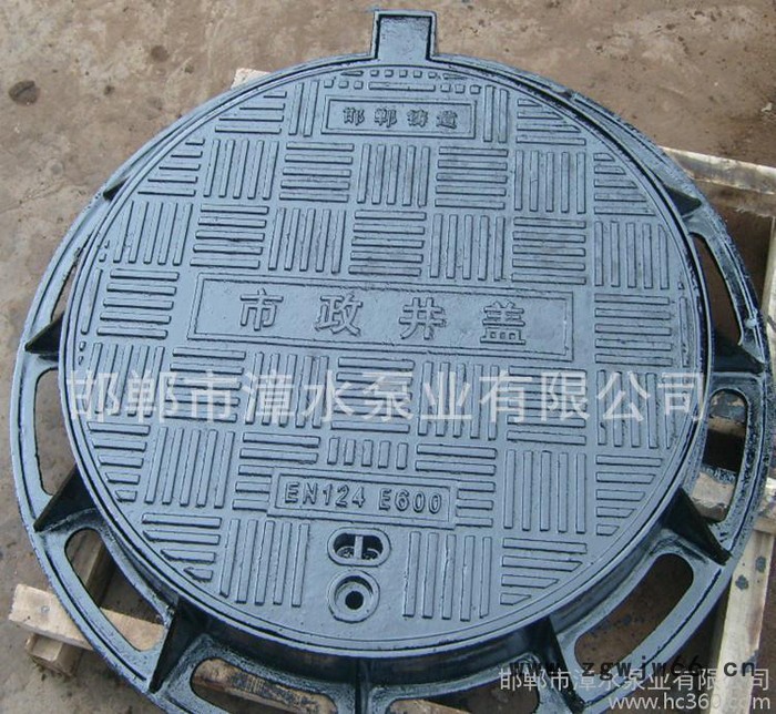 重型60吨 E600 700mm圆形球墨铸铁井盖图2