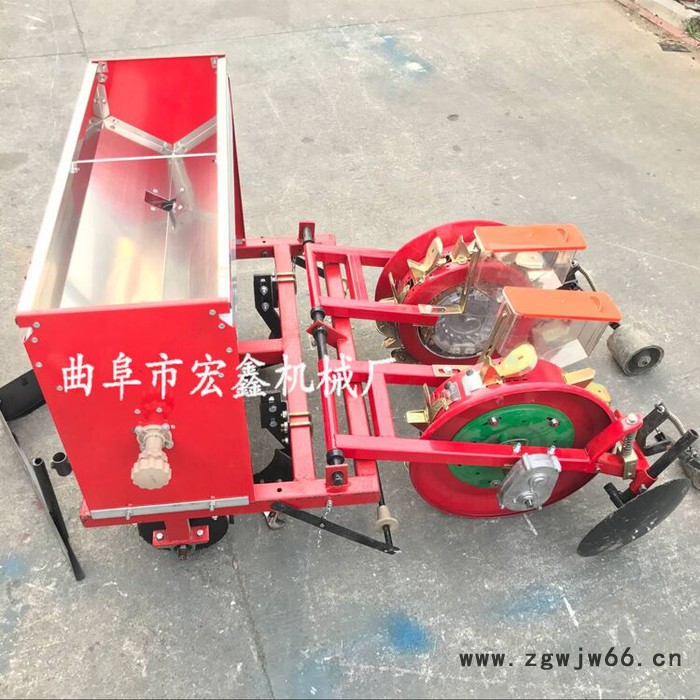 宏博 膜上花生播种机 滚筒式鸭嘴点播机 1垄2行施肥播种机图3