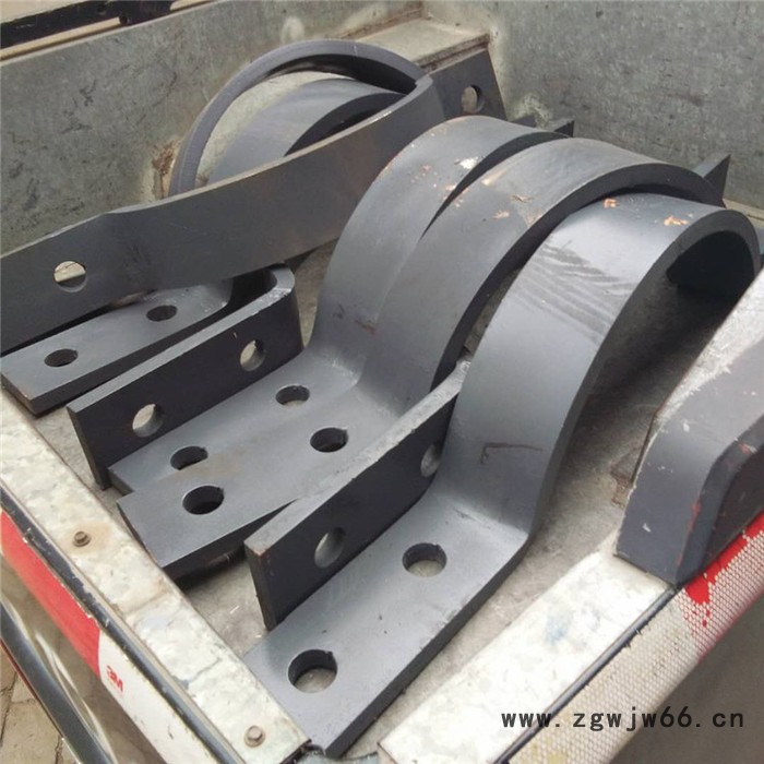 齐鑫102 双孔管夹三孔管夹C形螺杆管夹C形钢带管夹发电汽水管道支吊架图3