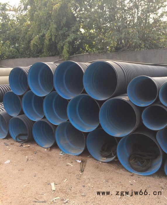 直销 HDPE双壁波纹管DN100混凝土井盖图2