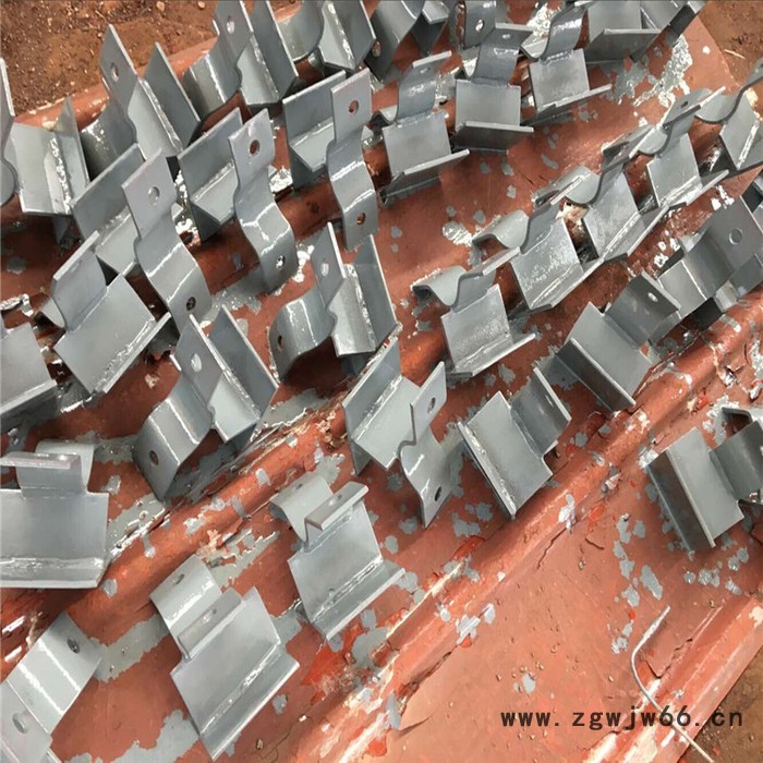 管夹滑动支座Z3管夹导向支座 焊接滑动支座 齐鑫可图纸定做 加工图5