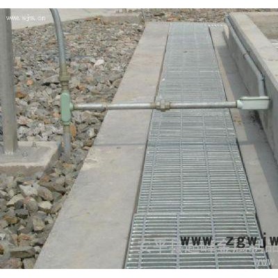 供应超峰钢格板长期供应排水沟盖，井盖，电缆沟盖