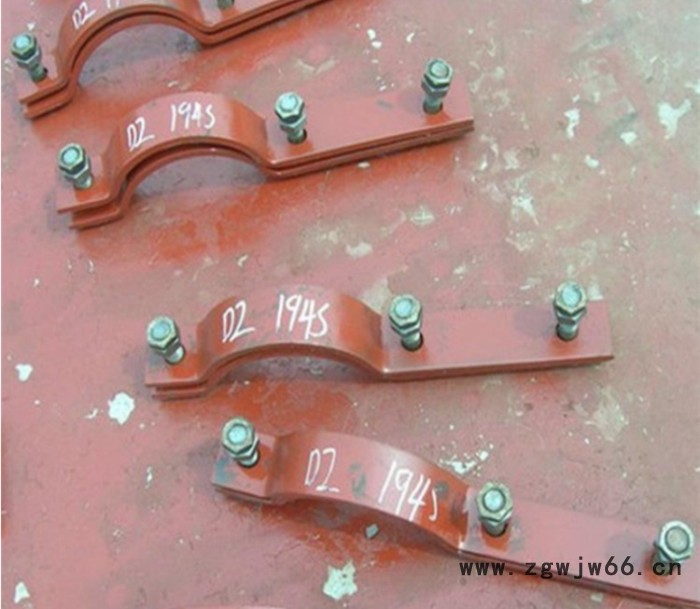 齐鑫厂家供应D2 三孔短管夹可按图纸订制图2