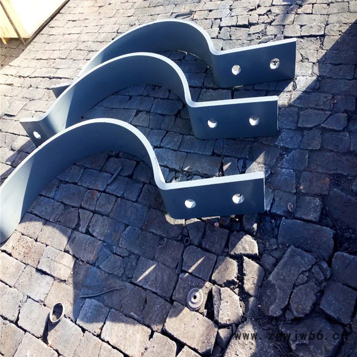 基准型双螺栓管夹A5  三螺栓管夹   双排螺栓管夹  齐鑫供应图3