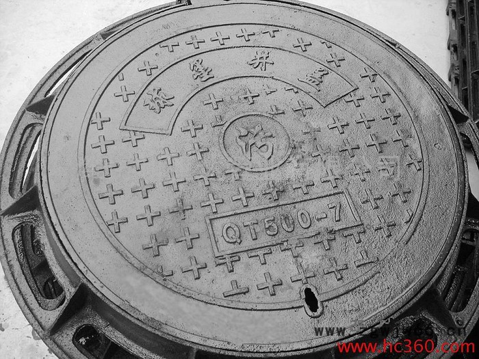 供应亚西亚DN700球墨铸铁井盖
