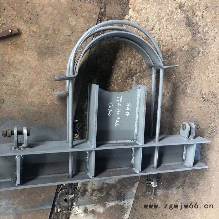 齐鑫792 横担式动载管夹 轴向动载管夹 C形螺杆动载管夹 C形钢带动载管夹 化工厂配件图2