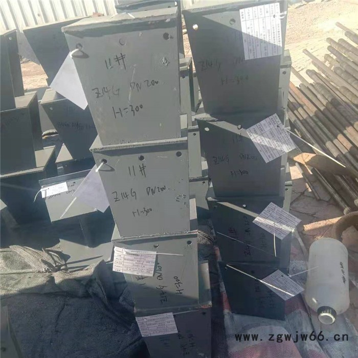 齐鑫供应Z1轴向滑动支座 管夹导向管托 弹簧支架厂家图2