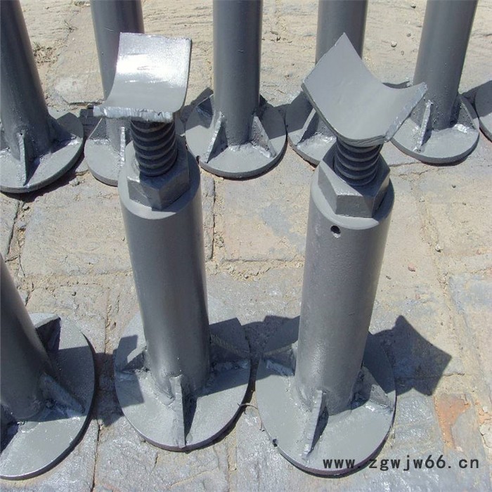 齐鑫厂家管夹导向支座DN300焊接滑动支座焊接滑动支座图2