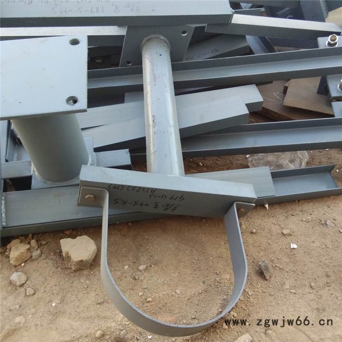 00131 管夹式刚性吊架 0133耳板式刚性吊架 沧州齐鑫支吊架厂家图2