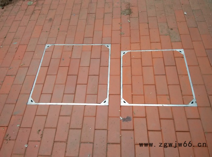 求忆达 800×800隐形井盖  质量好  价格低图3