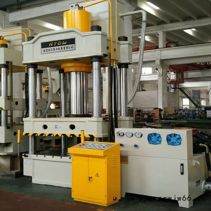 南通达沃树脂井盖成型液压机    315吨成型液压机  PVC发泡板热压液压机图3