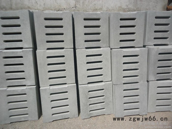 徐州混凝土制品 彩砖 彩瓦 井盖 路沿石图2