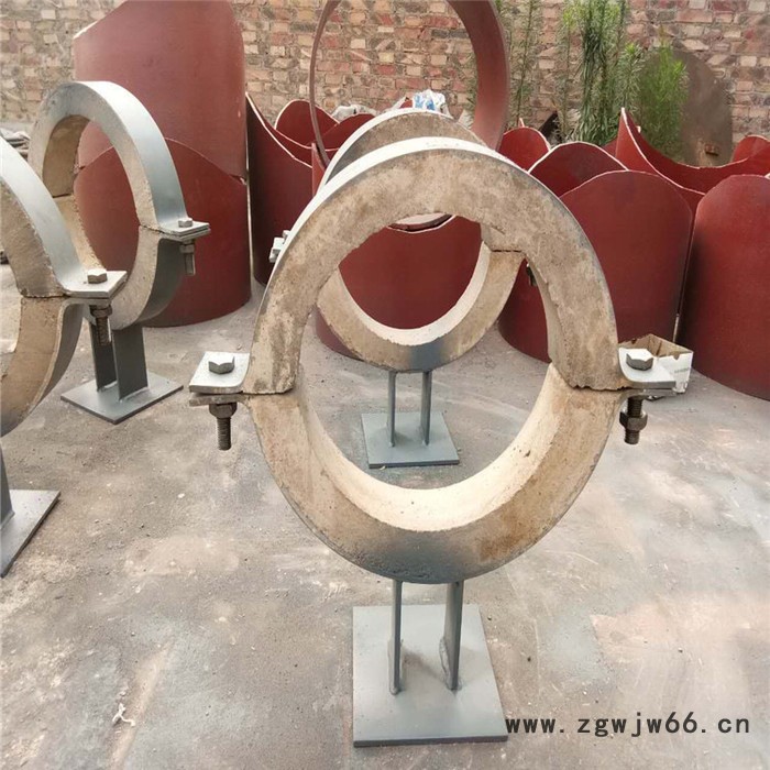 滑动隔热管托 长输低能耗管托 三螺栓管夹 康越兴管道 按图加工图2