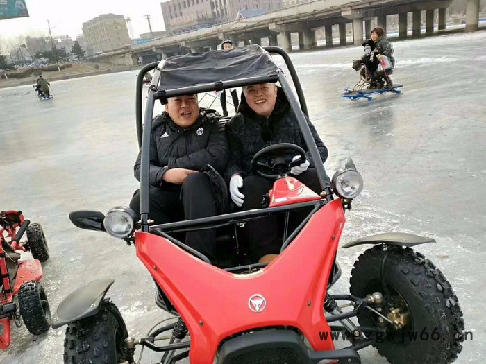 山东瀚雪350CC雪地摩托   雪地滚筒   冰上碰碰车图3
