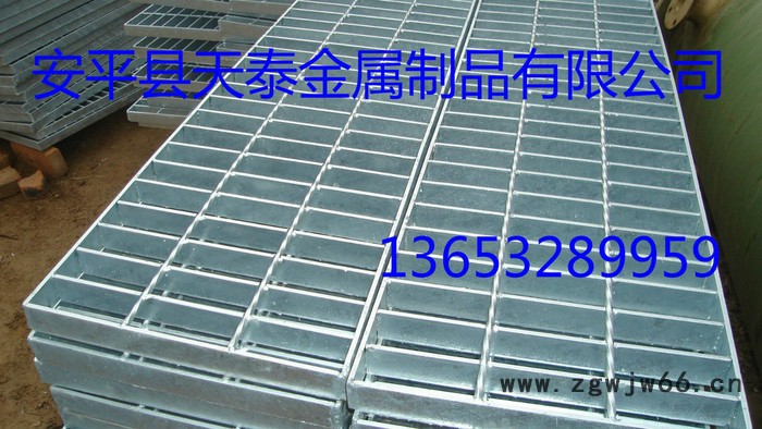 天泰供应青海热镀锌钢格板   钢格板井盖  格栅板  平台钢格板 钢格板报价图2