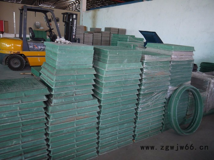 供应**甲午牌600圆和700圆型树脂 雨水篦子和铸铁井盖及铸铁沟盖板图2