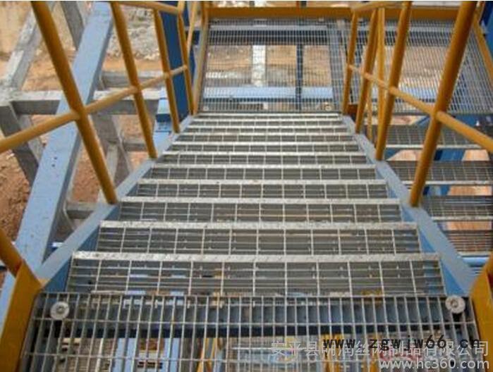 **】热镀锌钢格栅板 楼梯踏步板 排水沟盖板 钢格板井盖 平台钢格板 复合钢格板 不锈钢丝 插接钢格板 异形钢格板