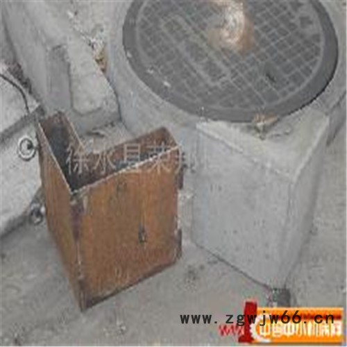 鑫达井盖钢模具--厂家、价格、规格多、种类全