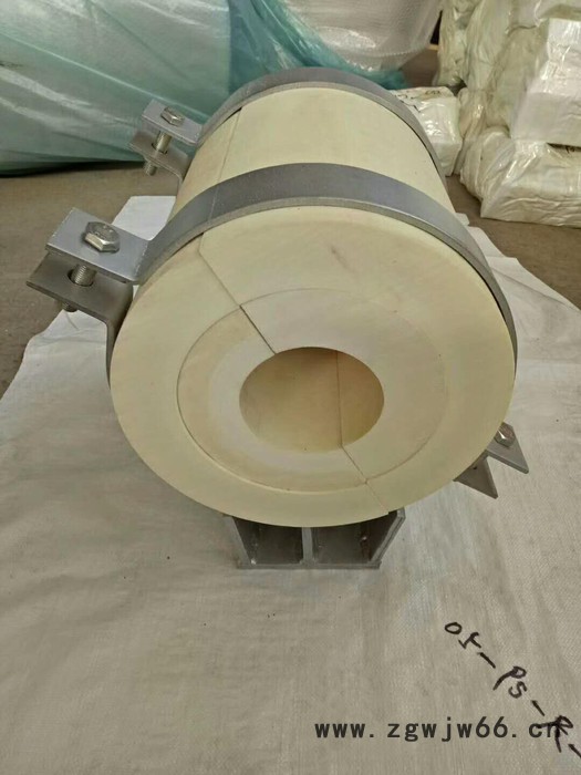 沧州志昂生产  管道保温管托 聚氨酯保冷滑动导向管托 保冷管托   管道管夹图6