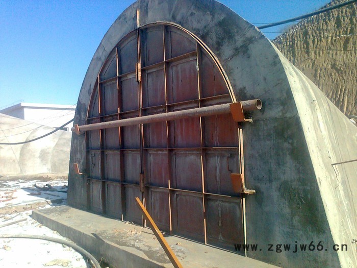 矿用防爆门 立井防爆门 立井防爆井盖 斜井防爆门 避难硐室防爆门图4