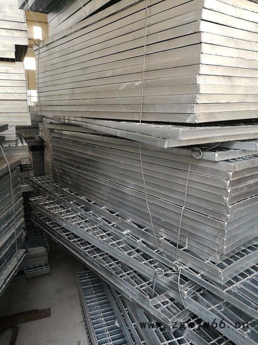 无锡格林美 热镀锌钢格板q235 扶手栏杆 隐形井盖 楼梯踏步板 热镀锌复合钢格板 热镀锌互插型钢格板 异形钢格板热镀锌