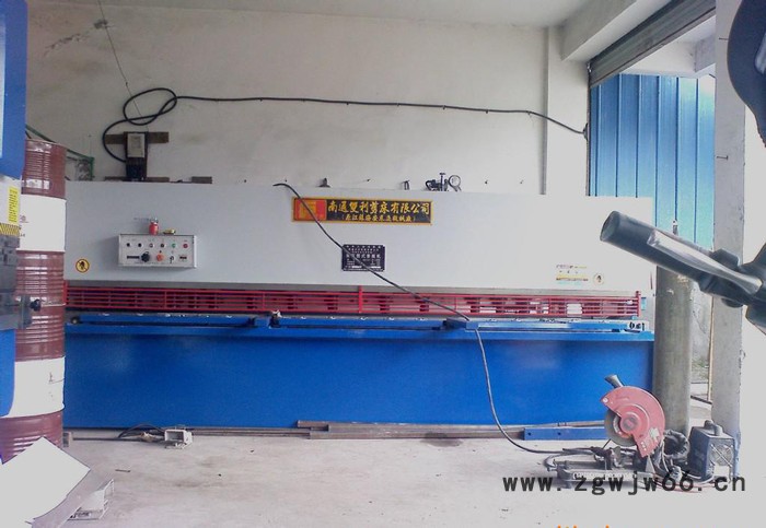 杭州304不锈钢井盖剪板折弯焊接激光切割钣金加工门套装饰工程 不锈钢门套图3