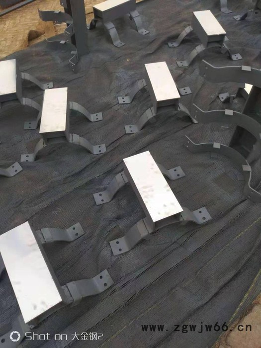 ** 瑞鑫恒通  保温 管卡管夹，滑动支座 电厂用杂件，固定支座DN350