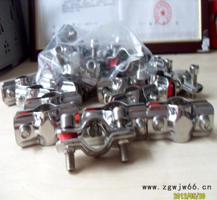 不锈钢管卡子10-219mm管夹管支架图5