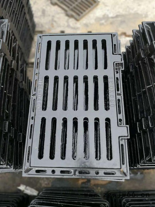 专业生产销售球墨铸铁井盖、水泥井盖、复合井盖！坚实耐用！图3