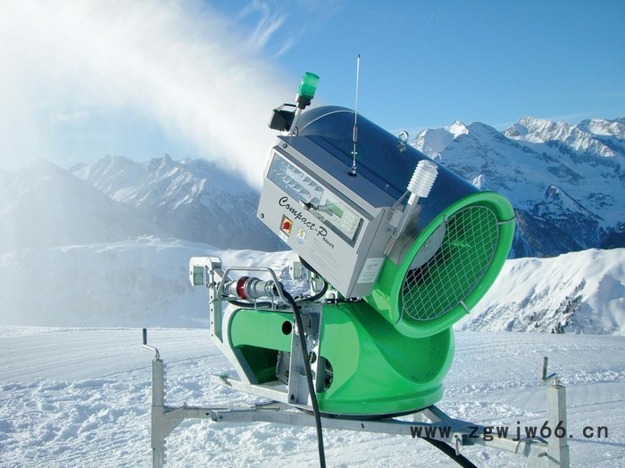 山东瀚雪 **雪地滚筒价格 冰上碰碰车价格图7