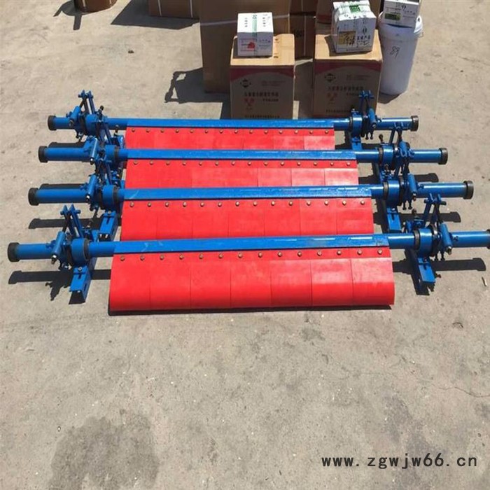 头部滚筒聚氨酯清扫器 皮带机弹簧清扫器 景县聚氨酯清扫器厂家图3