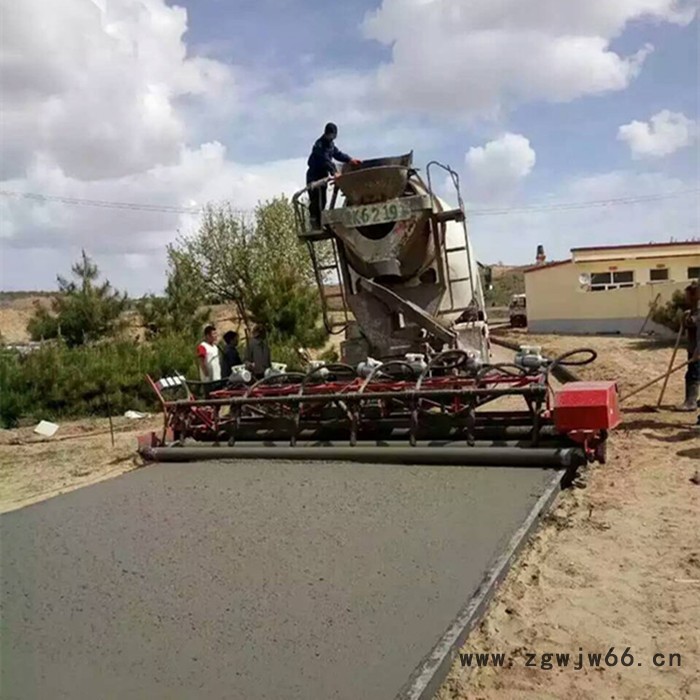 河南郑州混凝土滚筒摊铺机 三辊轴震动摊铺机价格 排阵摊铺一体机图6