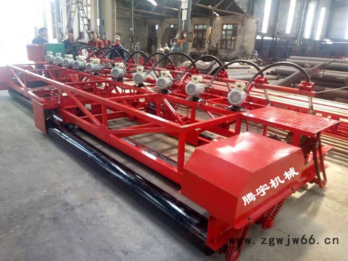 河南郑州混凝土滚筒摊铺机 三辊轴震动摊铺机价格 排阵摊铺一体机图4