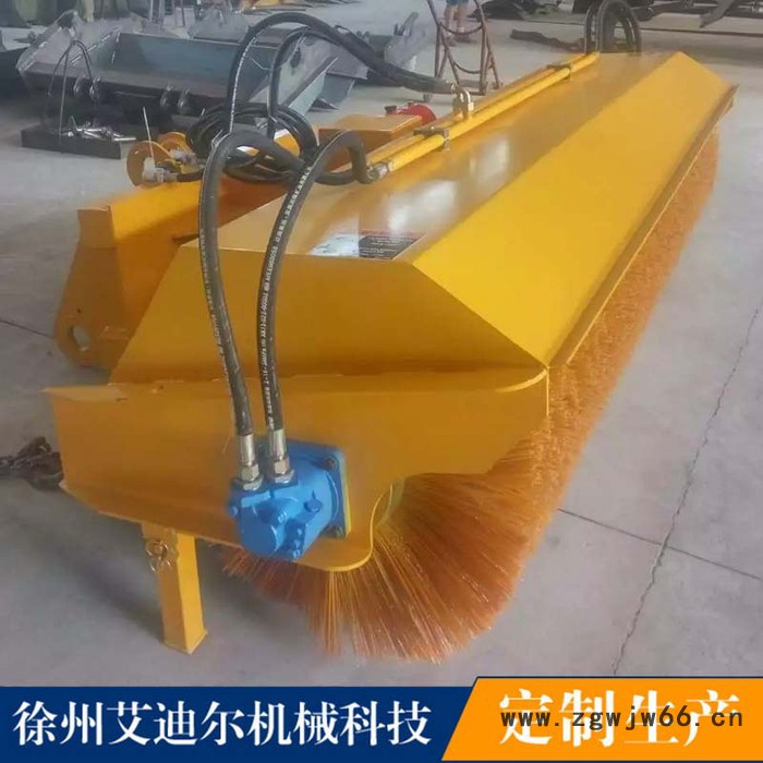 1.8米扫雪滚刷配小铲车价格 滑移装载机配2.1米扫雪滚筒式清雪机 市政环卫特种设备图4