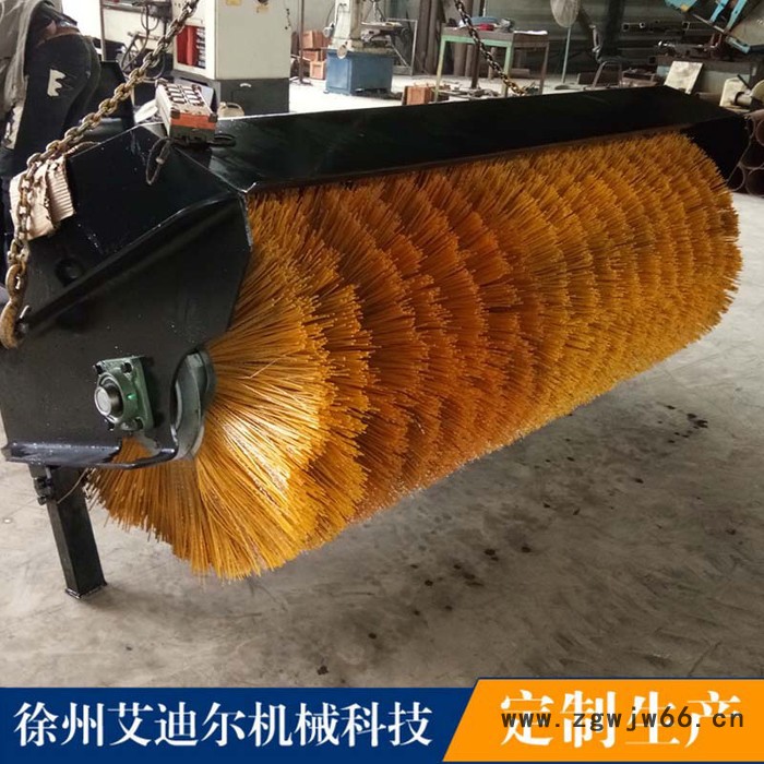 1.8米扫雪滚刷配小铲车价格 滑移装载机配2.1米扫雪滚筒式清雪机 市政环卫特种设备图5