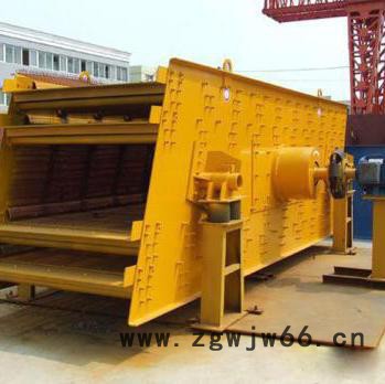 定制砂石振动筛 移动式大型滚筒筛沙机 双盈振动脱水筛 山东振动筛价格图4