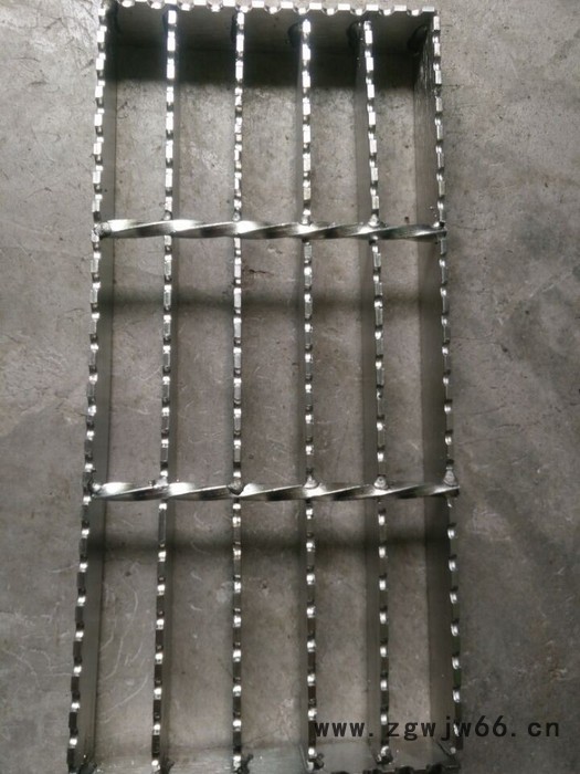 广东镀锌钢格栅 广东水沟盖板 广东防滑钢格栅 广东井盖直销现货图2