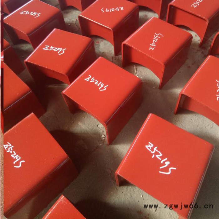 沧州程瑞管件供应各种型号支吊架，弹簧支吊架，保温管托，管夹**图5