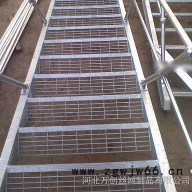 钢格板，钢格栅板，沟盖板，踏步板，热镀锌钢格板，不锈钢钢格板，钢构平台，楼梯踏板，通道地板，排水沟盖，井盖，道路格栅，图6