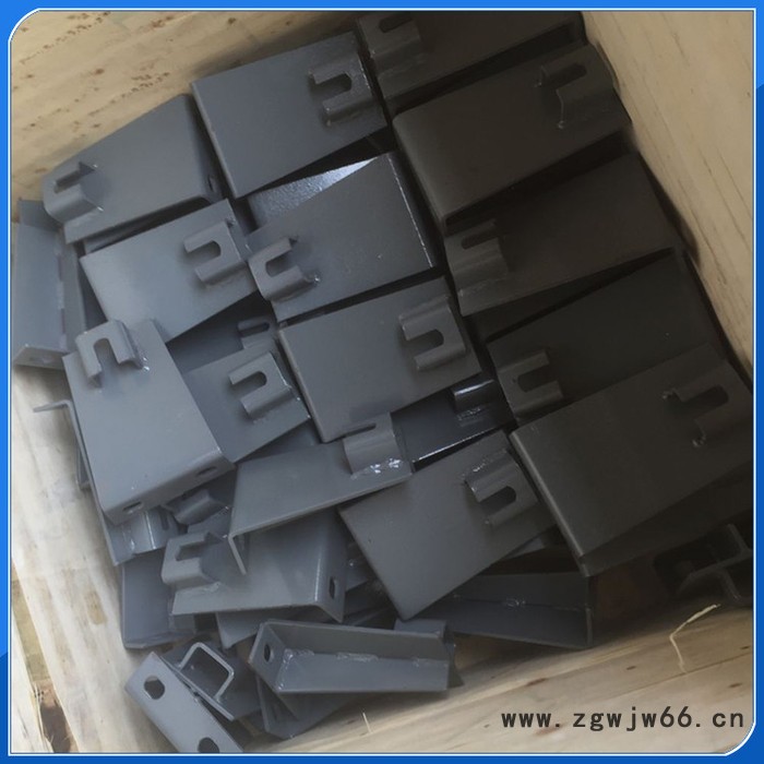 DT75型托辊支架 吊耳 铸钢耙子 中支柱边支柱 河北树德生产输送机 托辊 滚筒 冲压件图4